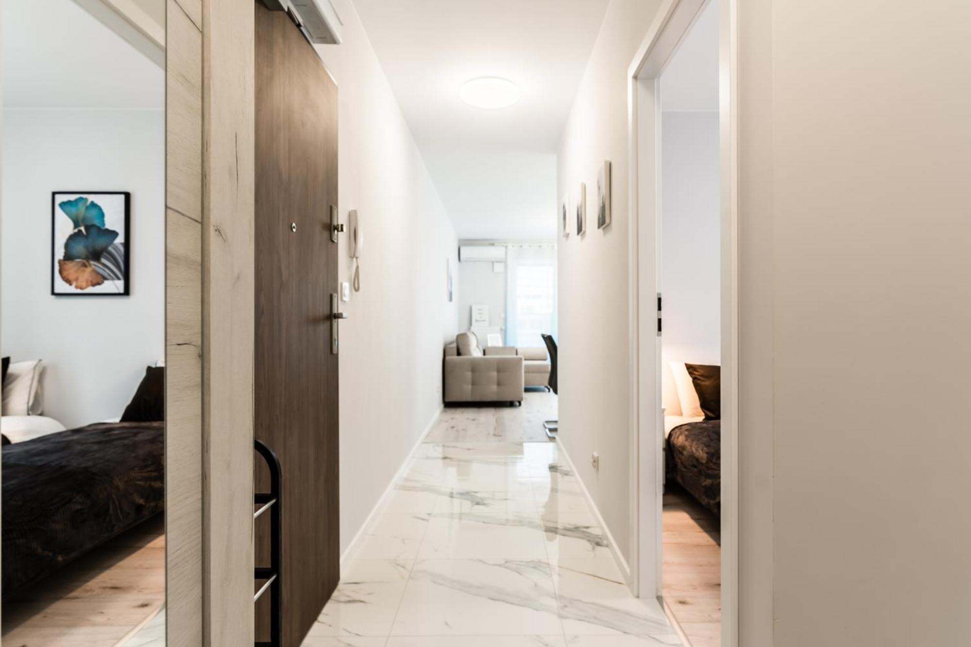 Pure Rental Premium Apartments Вроцлав Екстер'єр фото